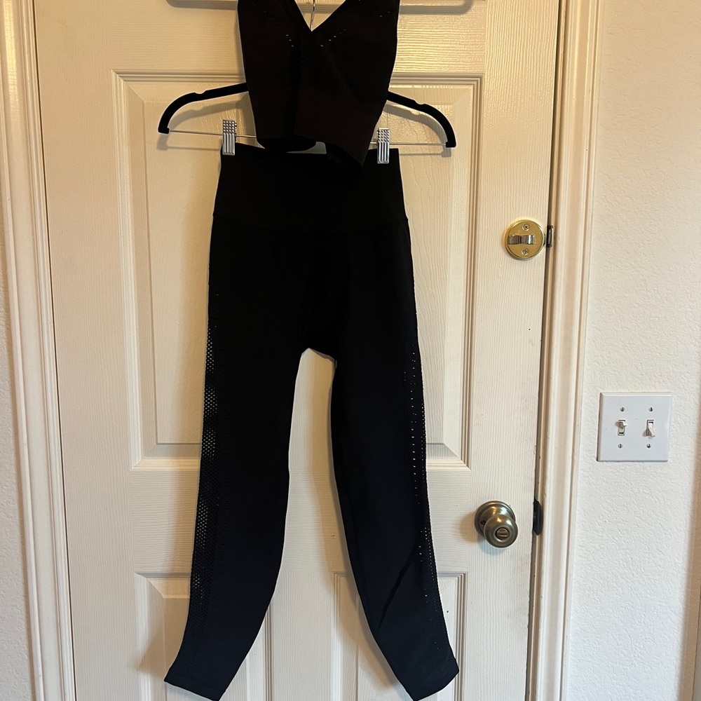 ALO Yoga Black Women's Leggings